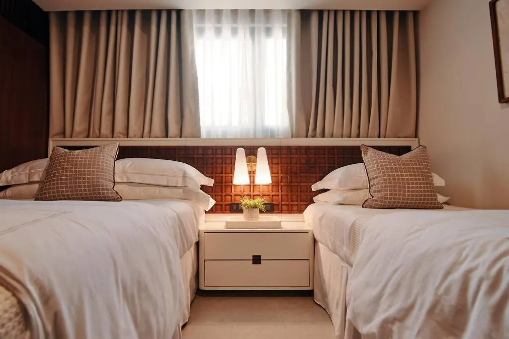 Apartment Luxurious Retreat In The Heart Of The City With Picuzzi & Gym Santiago De Los Caballeros